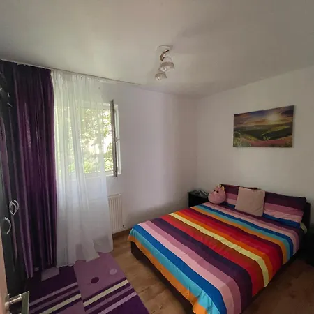Apartment Moghioros Drumul Taberei Bucharest