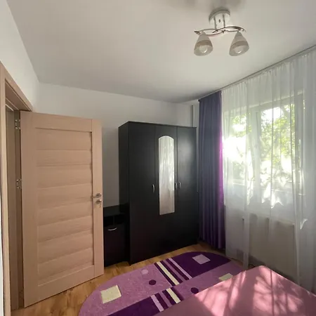Moghioros Drumul Taberei Lägenhet *
